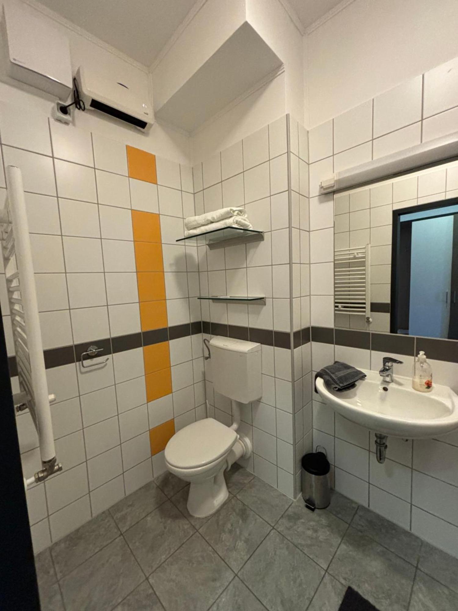 Skc Siofok Aparthotel Exterior foto