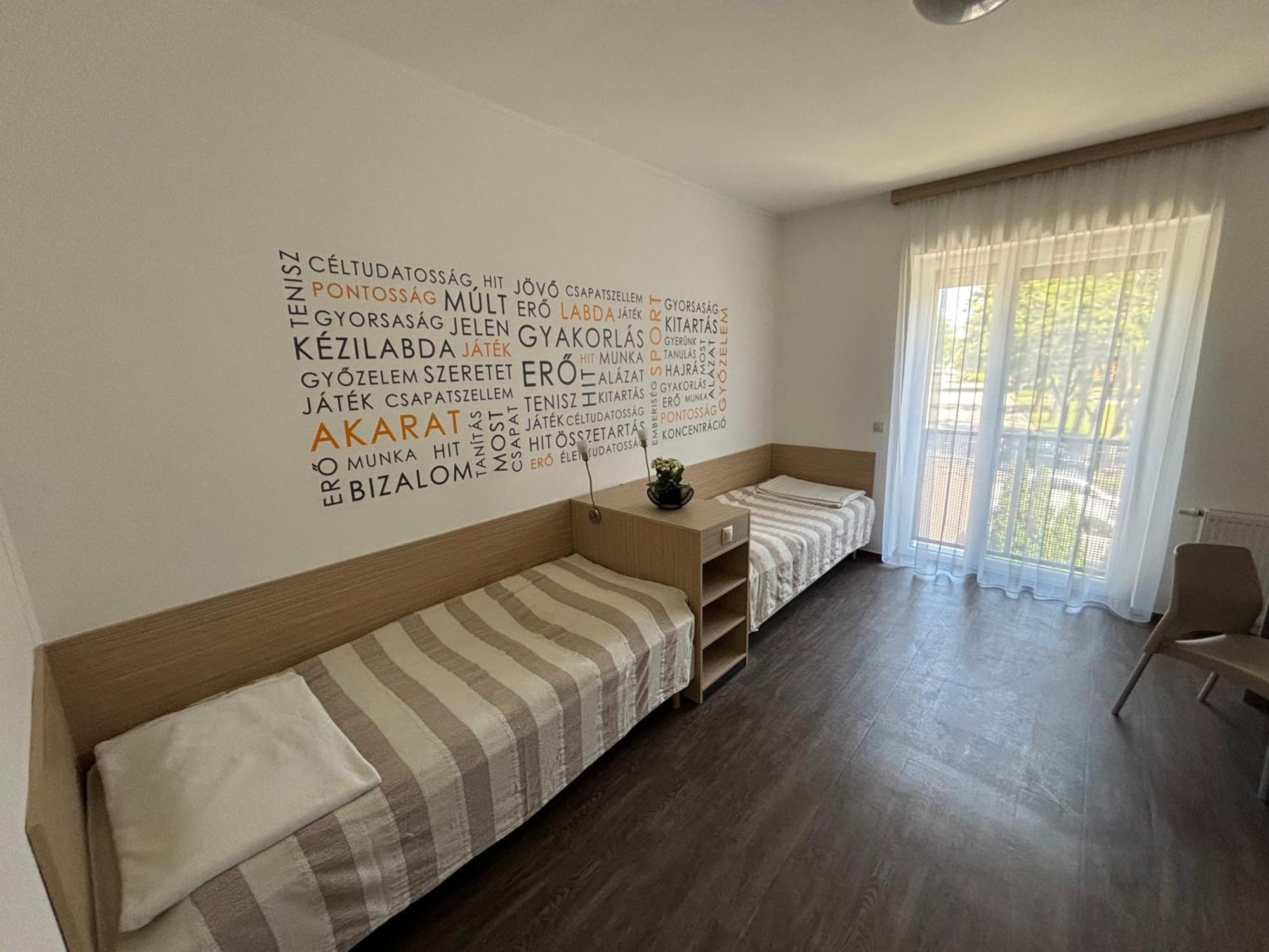 Skc Siofok Aparthotel Exterior foto