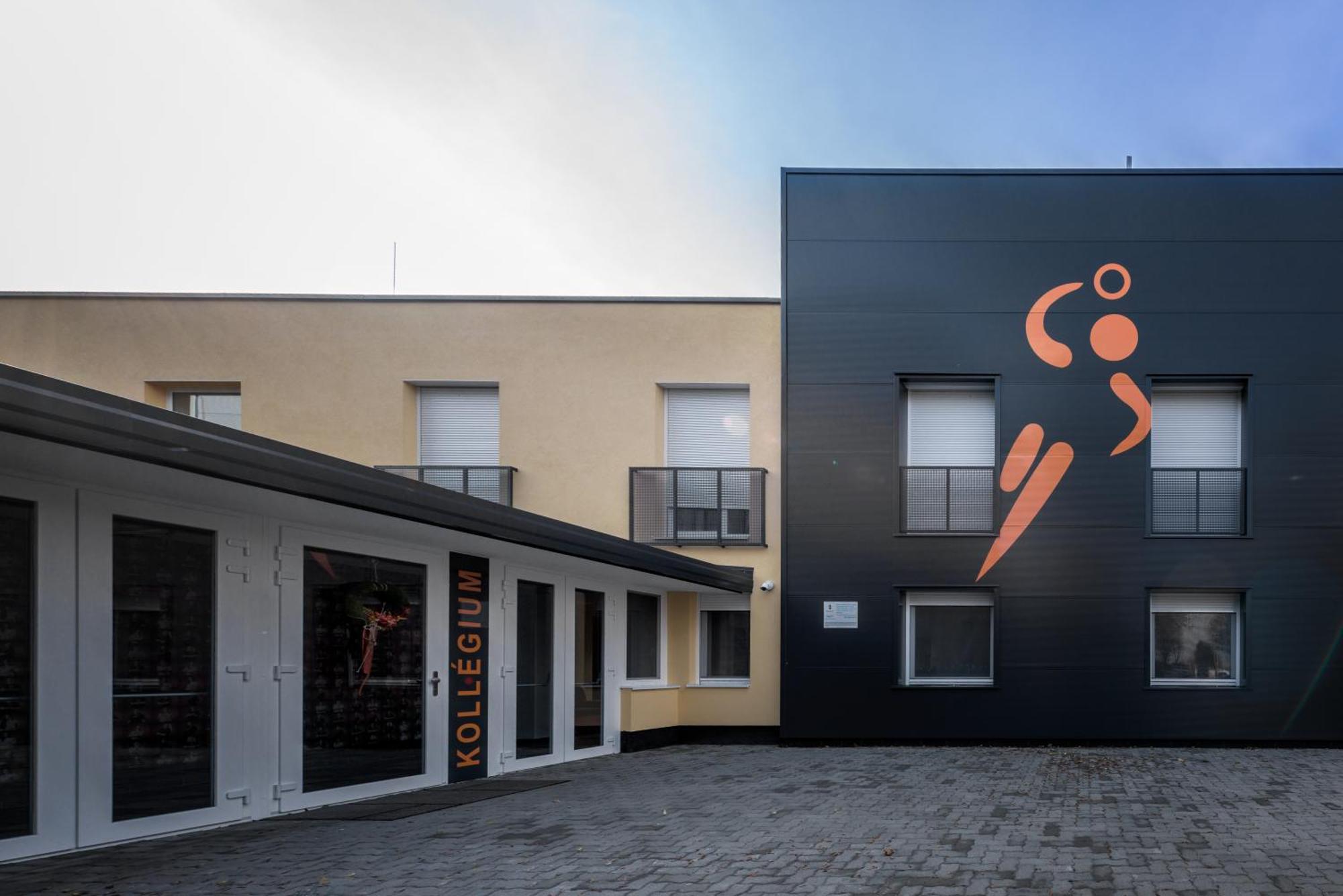 Skc Siofok Aparthotel Exterior foto